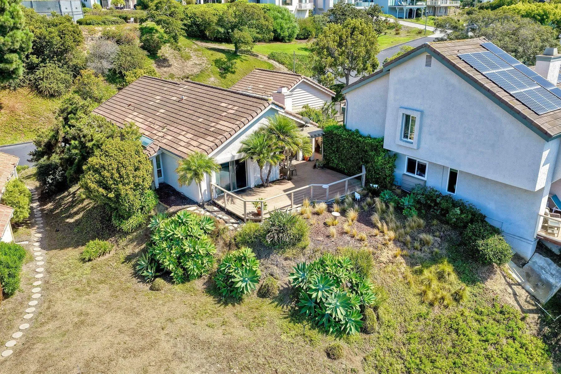 1724 Burgundy Road Encinitas, CA 92024 - Photo 43 of 46