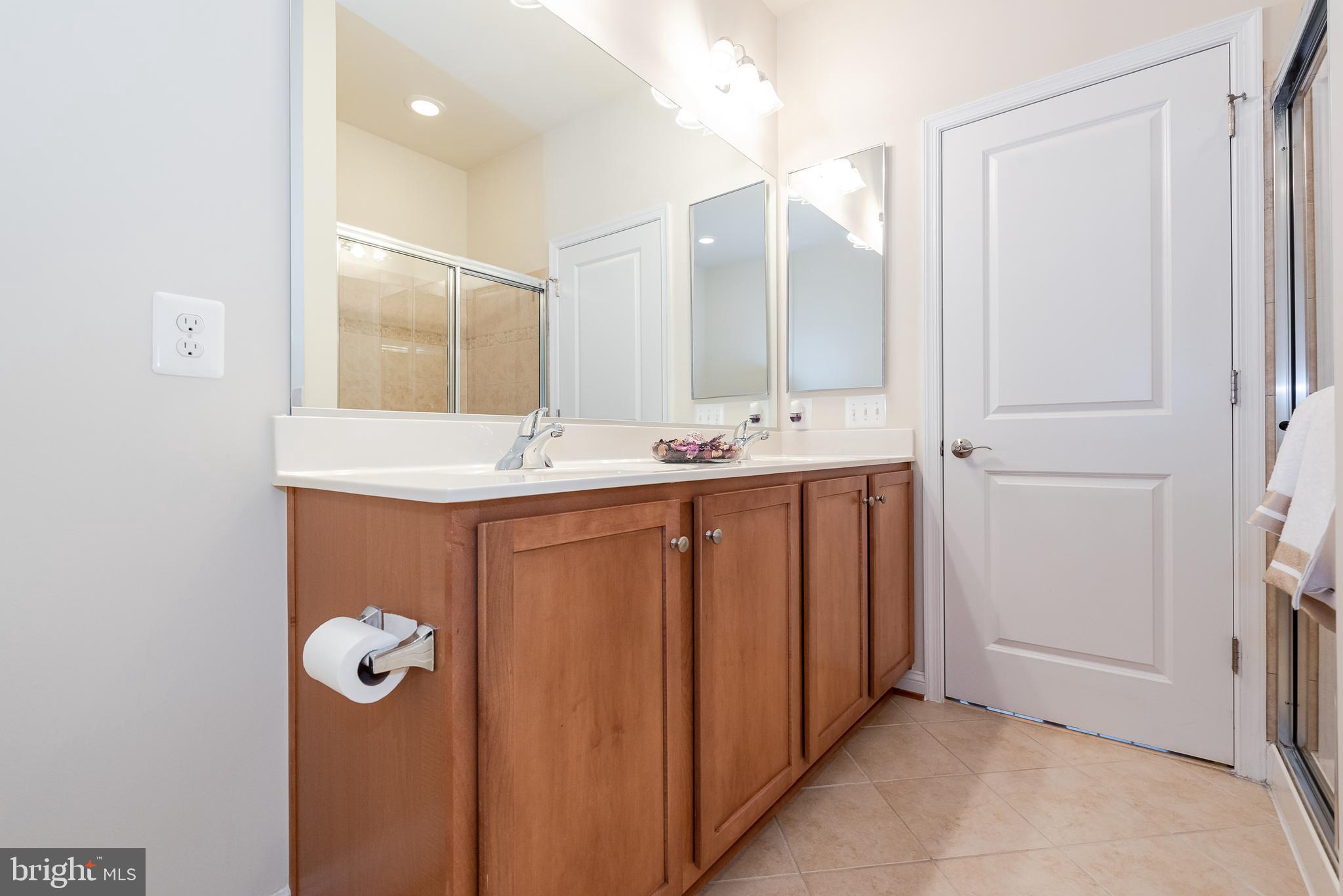 5797 Richards Valley Road Ellicott City, MD 21043 - Photo 25 of 35 Master Bath