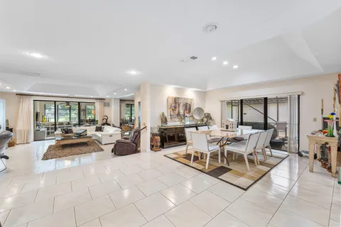 $824,900 | 46 Woods Lane, Boynton Beach, FL 33436