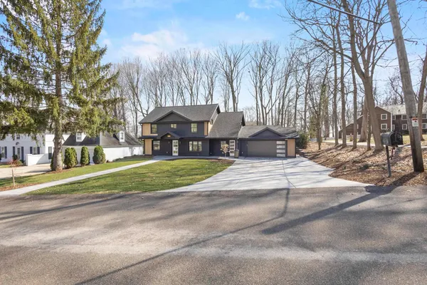 $1,900,000 | 623 Summit Road, Madison, WI 53704