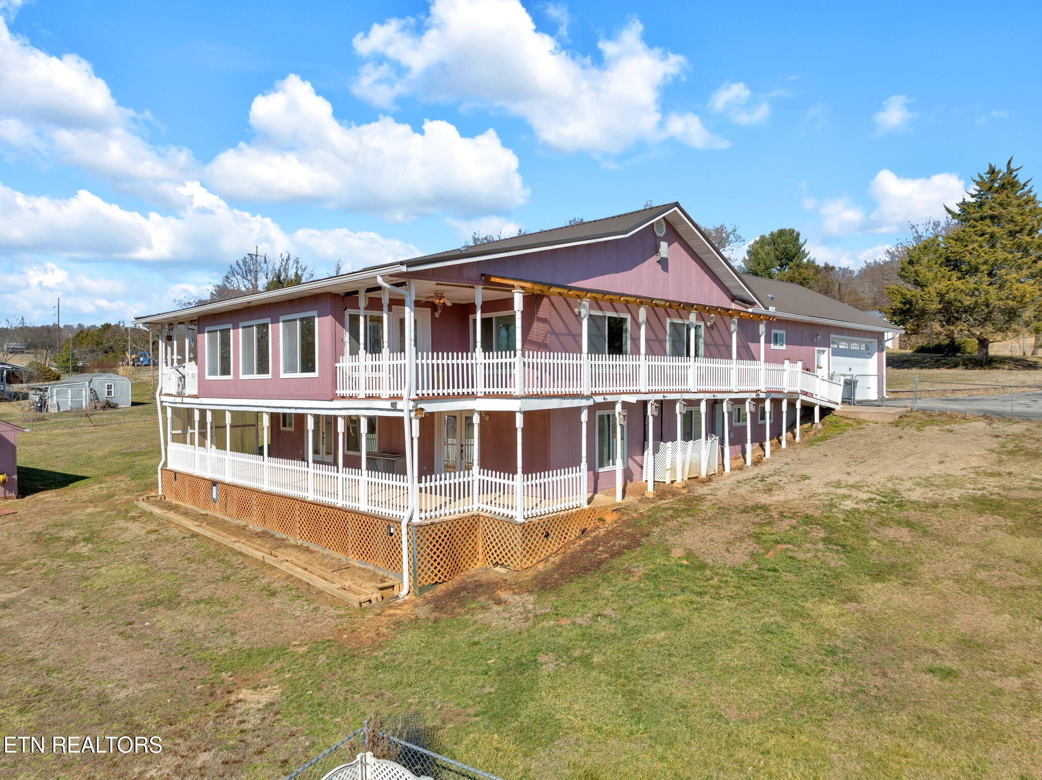 731 Sam Martin Road Dandridge, TN 37725 - Photo 1 of 60 Welcome!