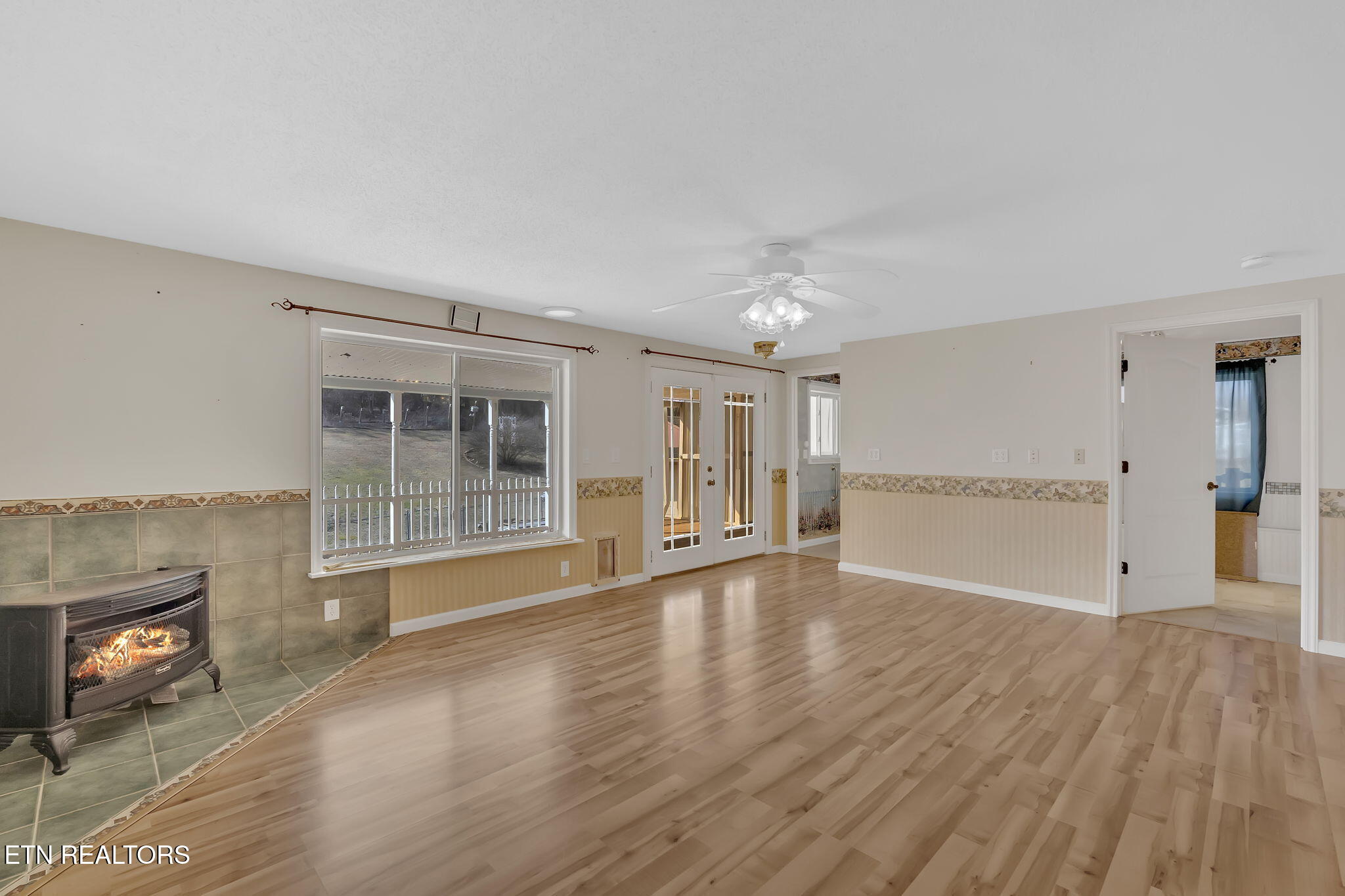 731 Sam Martin Road Dandridge, TN 37725 - Photo 32 of 60 Basement Living Room