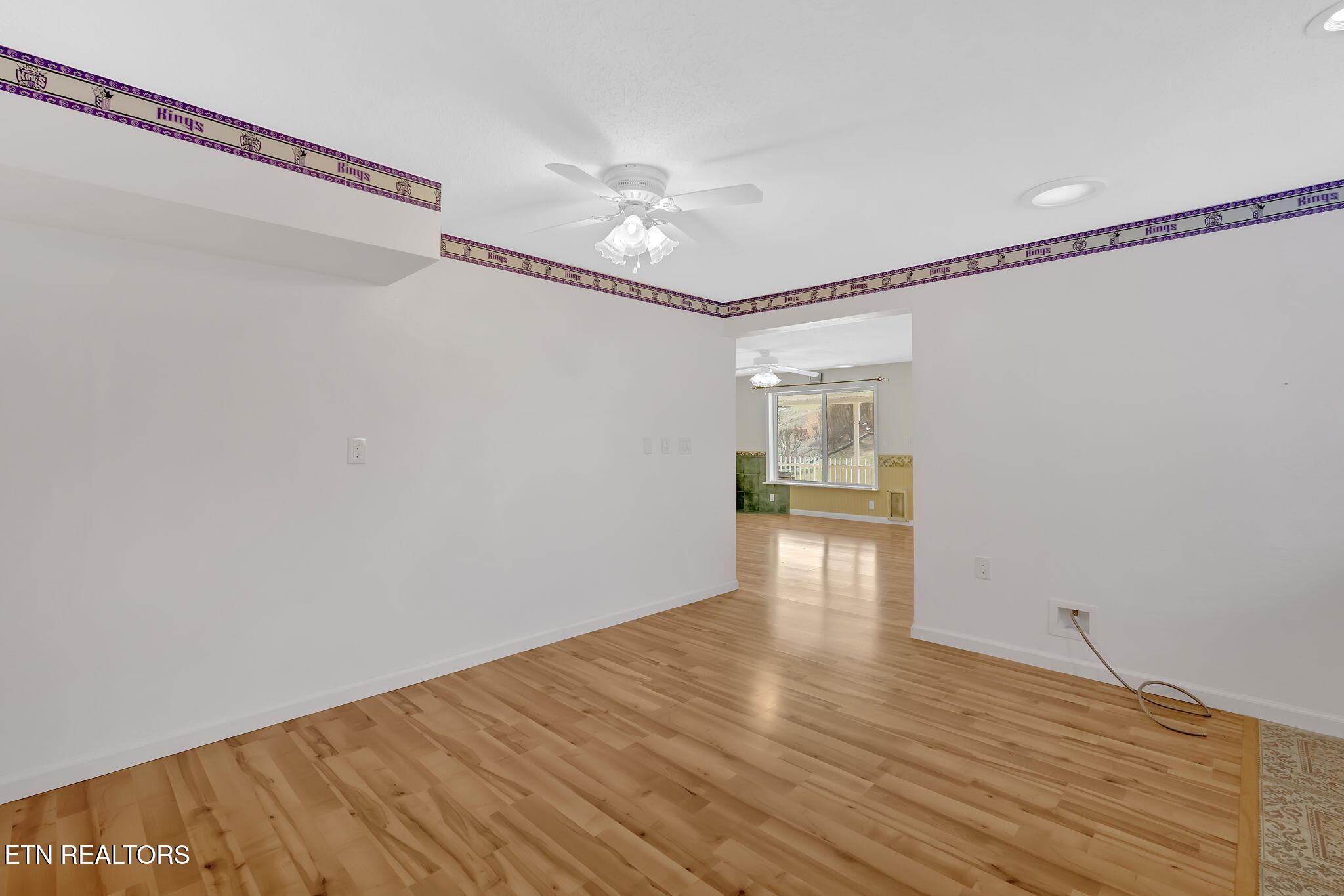 731 Sam Martin Road Dandridge, TN 37725 - Photo 37 of 60 Kitchen/Dining