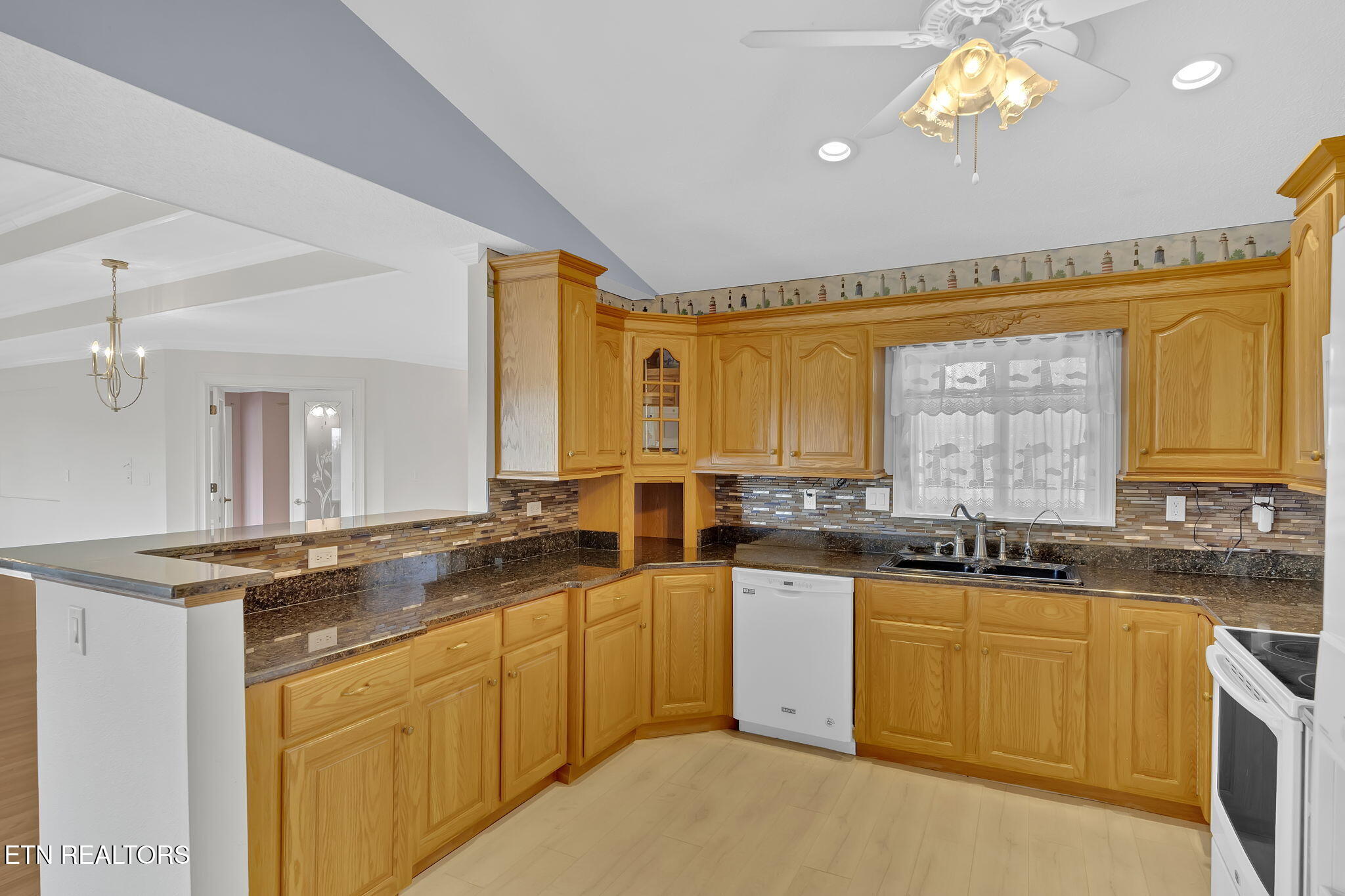 731 Sam Martin Road Dandridge, TN 37725 - Photo 9 of 60 Kitchen