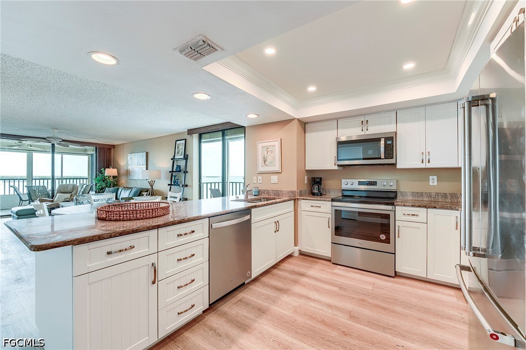 15021 Punta Rassa Road, Unit 404 Fort Myers, FL 33908 - Photo 5 of 39
