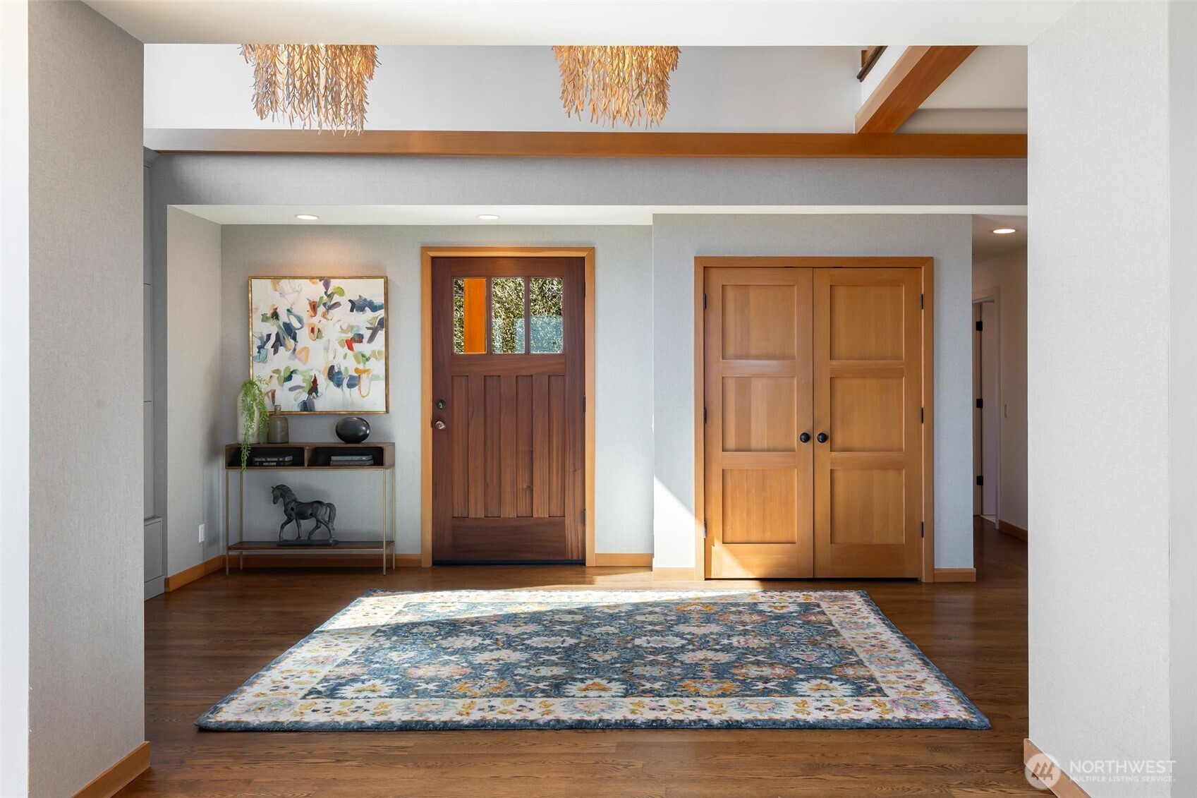 2506 West Halladay Street Seattle, WA 98199 - Photo 4 of 40