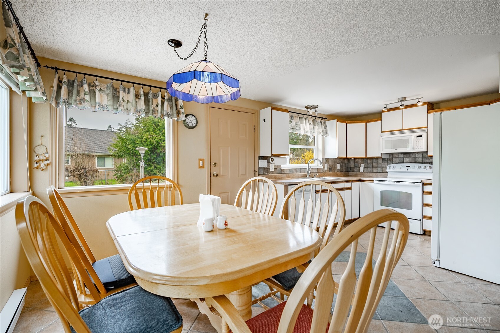 8262 Chilliwack Road Blaine, WA 98230 - Photo 8 of 40 Gallery Image 8