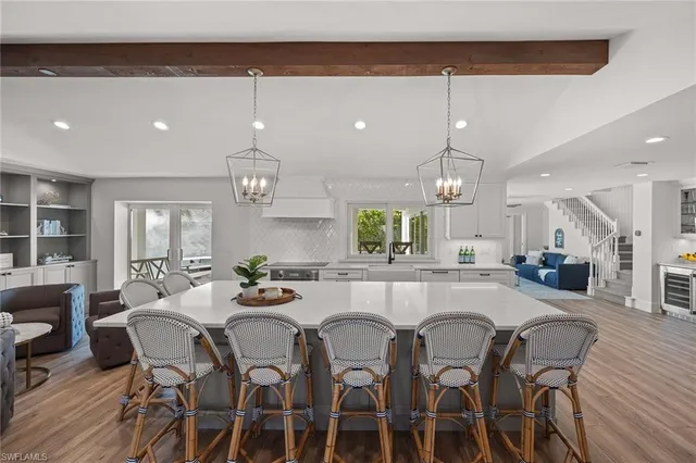 $2,895,000 | 4611 Crayton Road, Naples, FL 34103