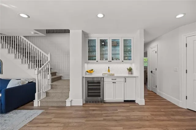 $2,895,000 | 4611 Crayton Road, Naples, FL 34103