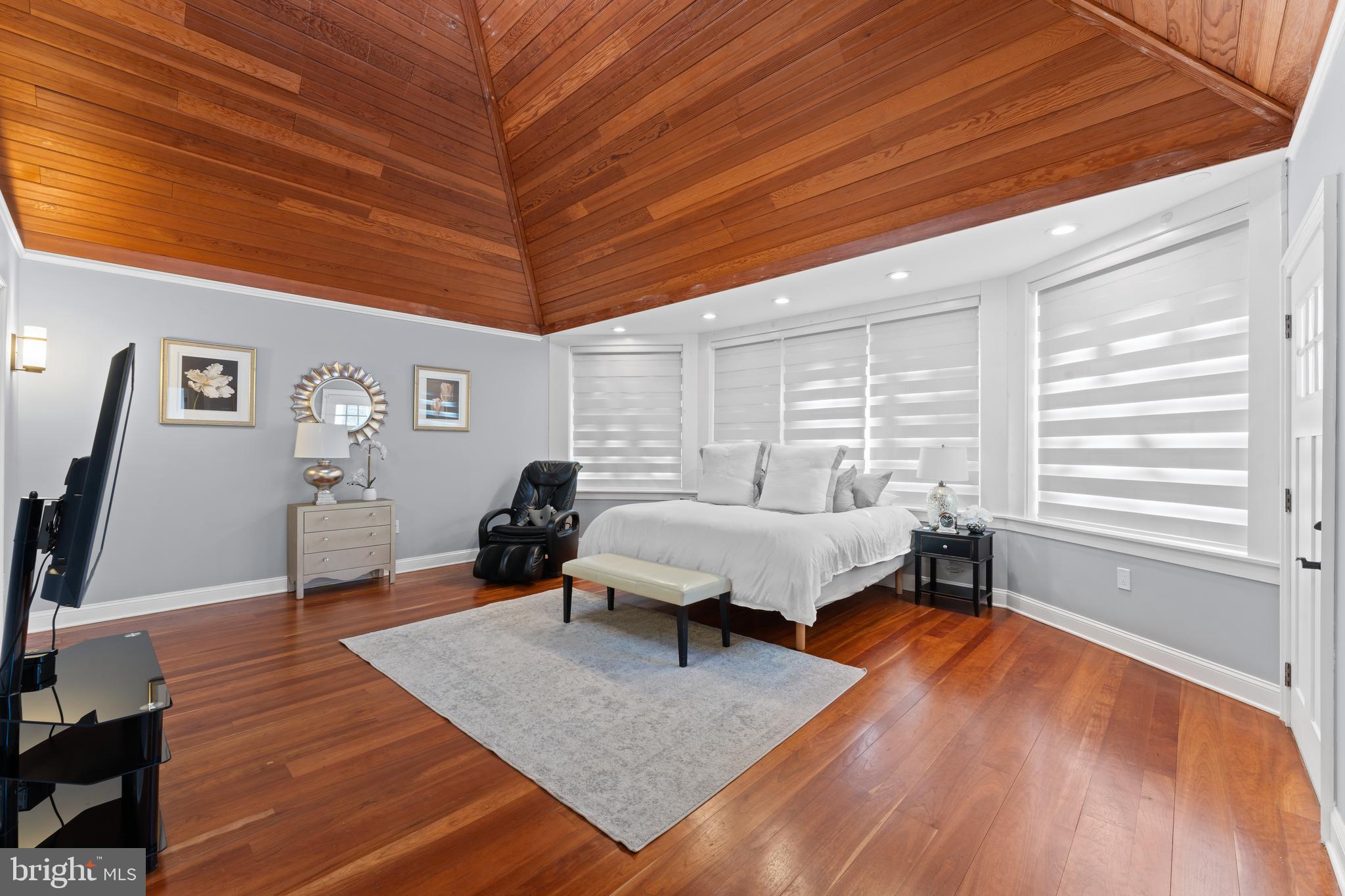 334 Fairhill Road Wynnewood, PA 19096 - Photo 15 of 45 a bedroom with a bed and wooden floor