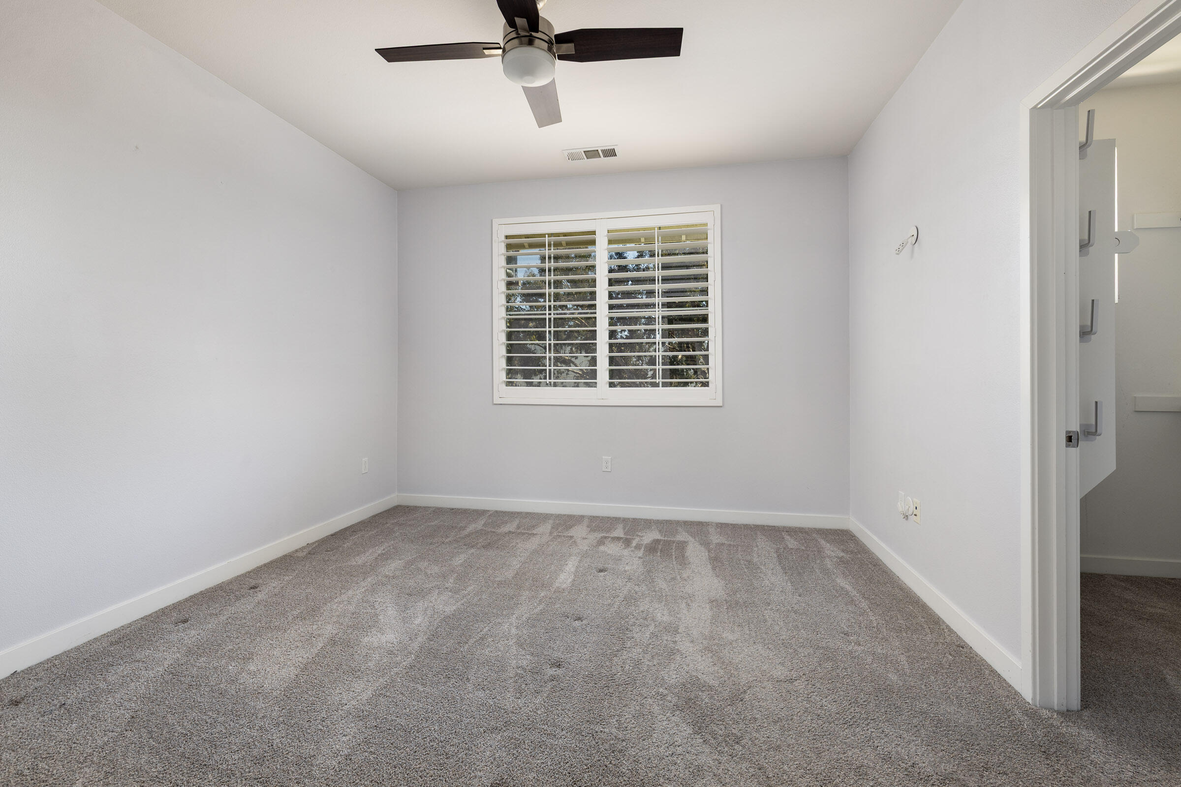 5685 Surfrider Way, Unit 105 Goleta, CA 93117 - Photo 20 of 29 Primary Bedroom