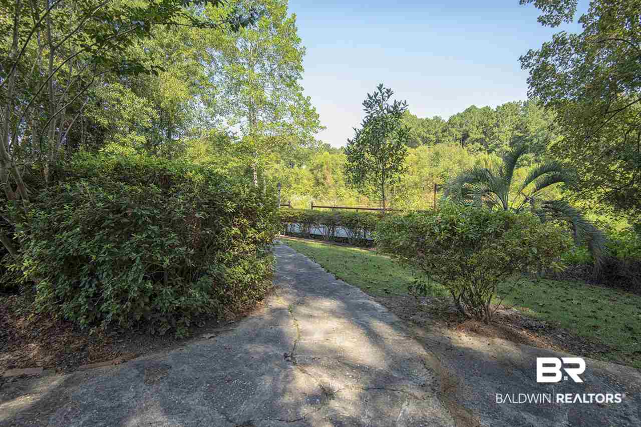126 Lake Front Drive Daphne, AL 36526 - Photo 34 of 37