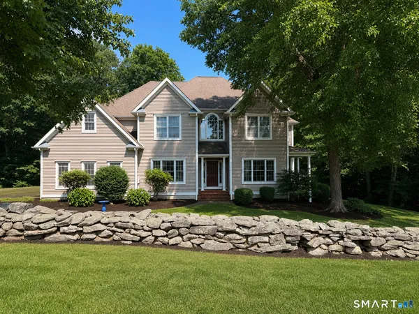 $844,900 | 26 Overlook Farms Road, Killingworth, CT 06419