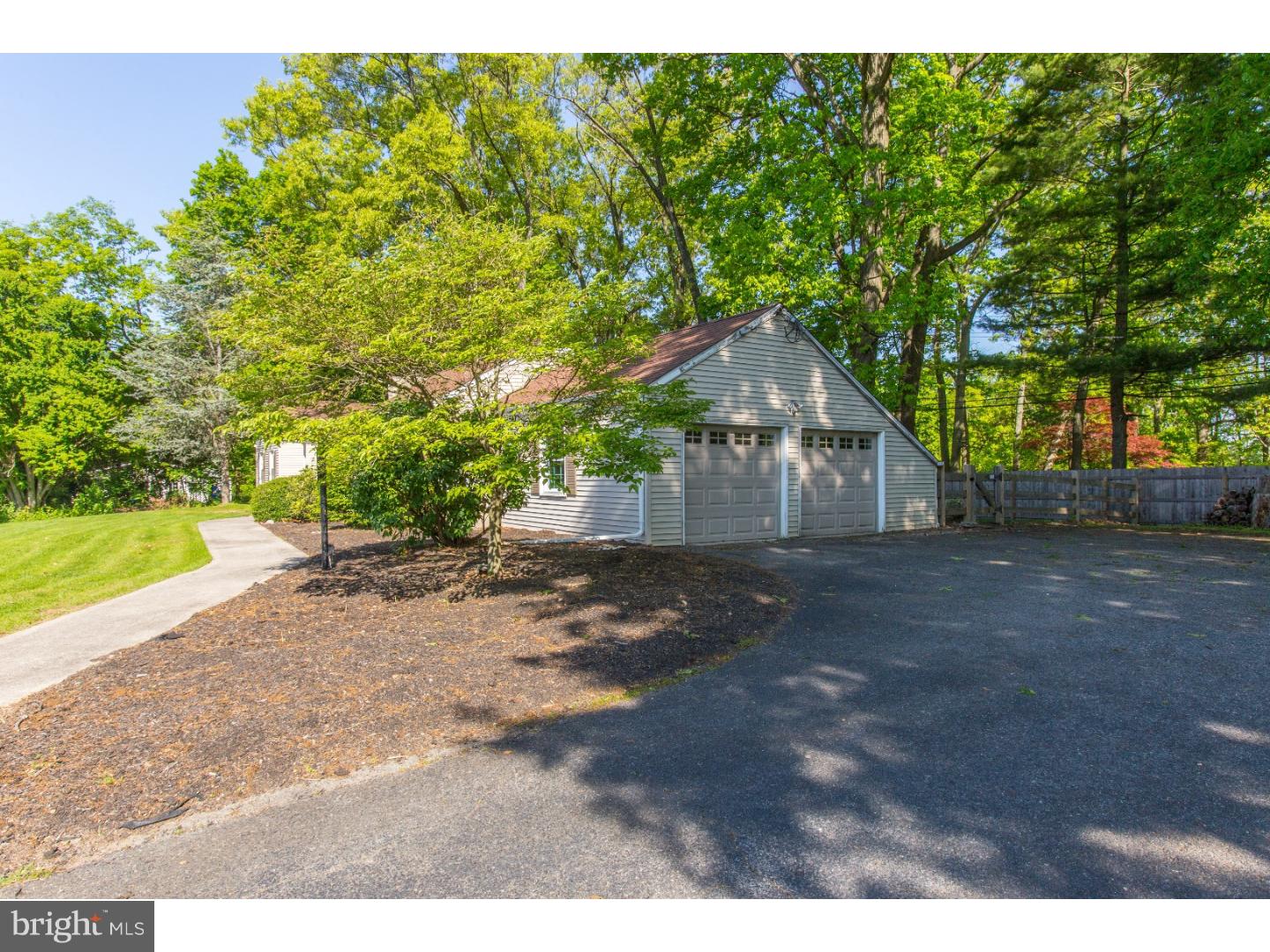 1411 Robin Road Coatesville, PA 19320 - Photo 19 of 20 Gallery Image 19