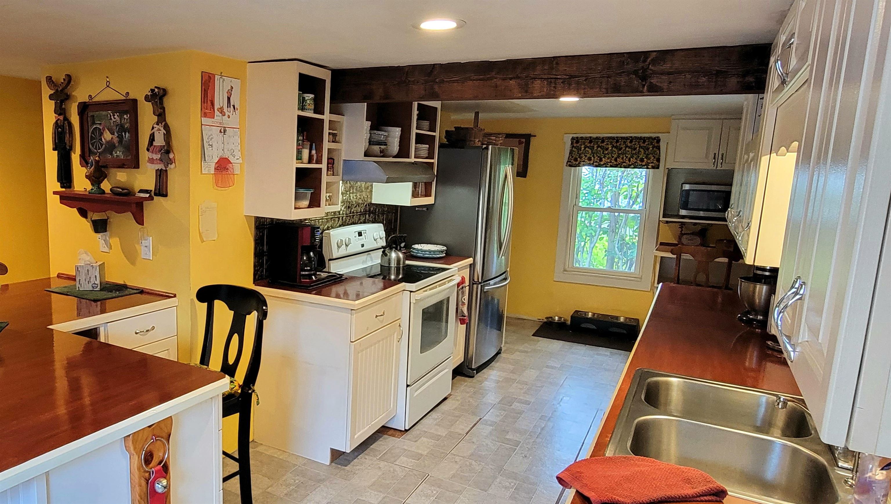 223 Leavitt Road Pittsfield, NH 03263 - Photo 6 of 40