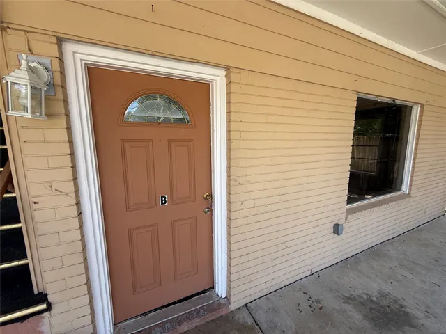 $1,245 | 1414 East Avenue, Unit B, Katy, TX 77493