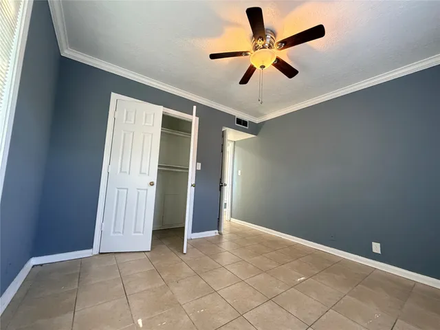 $1,245 | 1414 East Avenue, Unit B, Katy, TX 77493