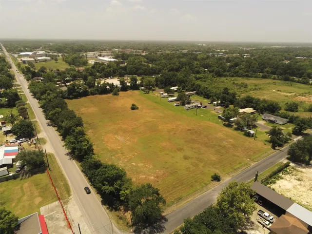 $2,300,000 | 1916 Gault Road, Houston, TX 77039