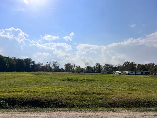 $2,300,000 | 1916 Gault Road, Houston, TX 77039