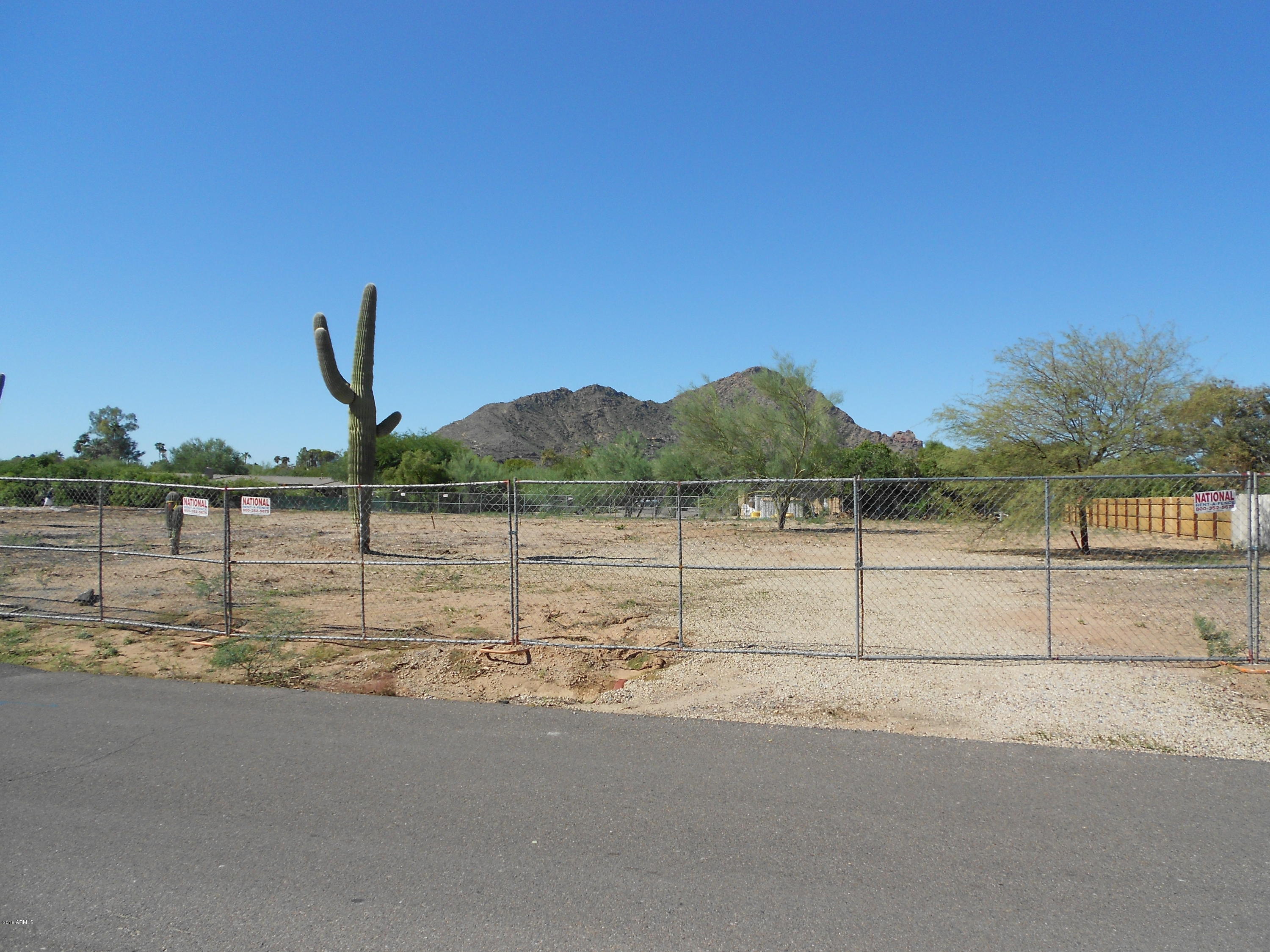 5524 North Quail Run Road, Unit 23 Paradise Valley, AZ 85253 - Photo 1 of 3 DSCN9041