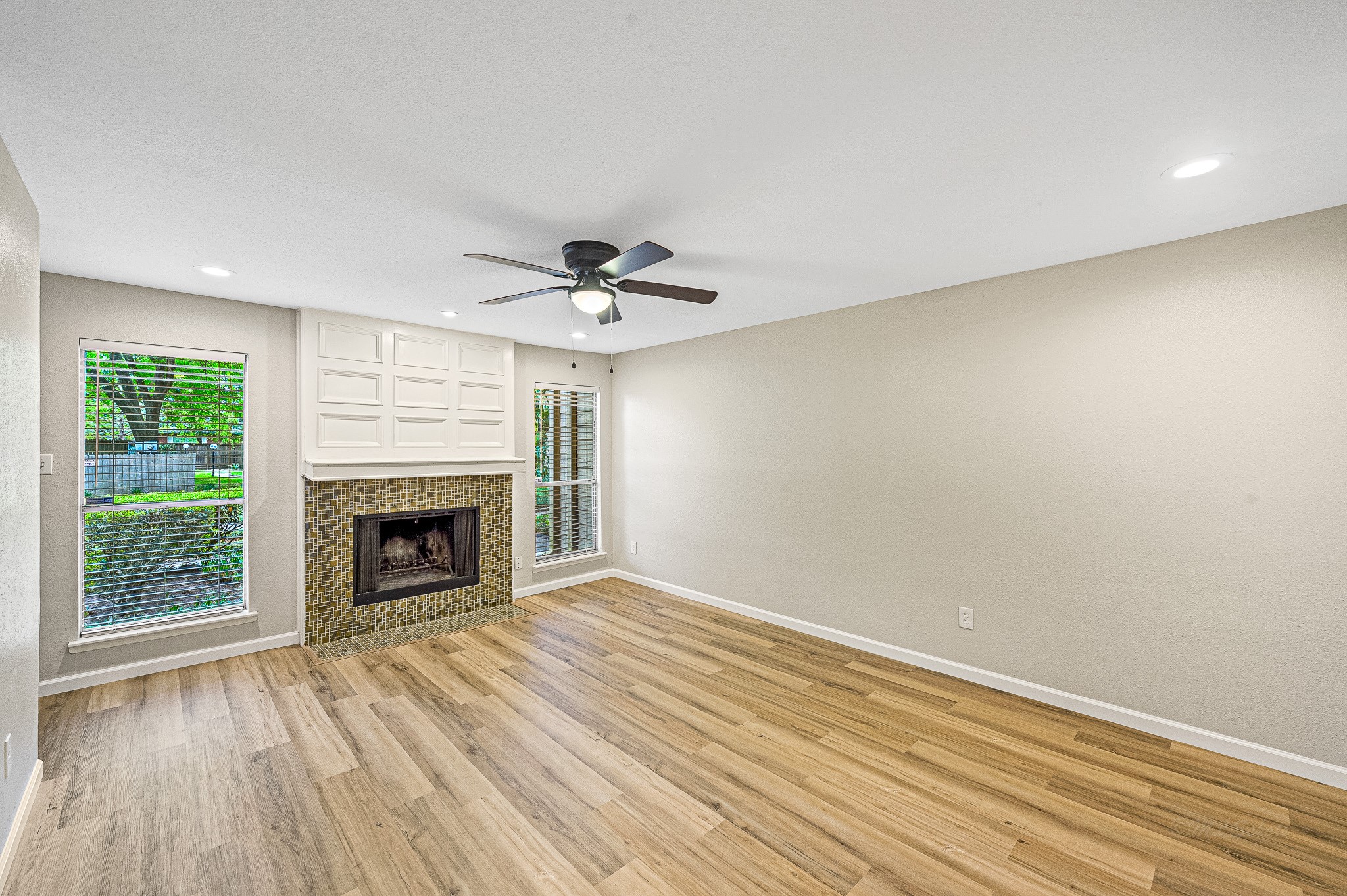 1500 Sandy Springs Road, Unit 35 Houston, TX 77042 - Photo 5 of 26
