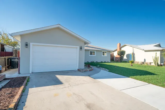$464,900 | 1813 Lupin Lane, Ceres, CA 95307