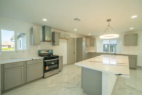 $449,900 | 1813 Lupin Lane, Ceres, CA 95307