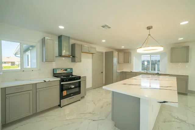 $464,900 | 1813 Lupin Lane, Ceres, CA 95307