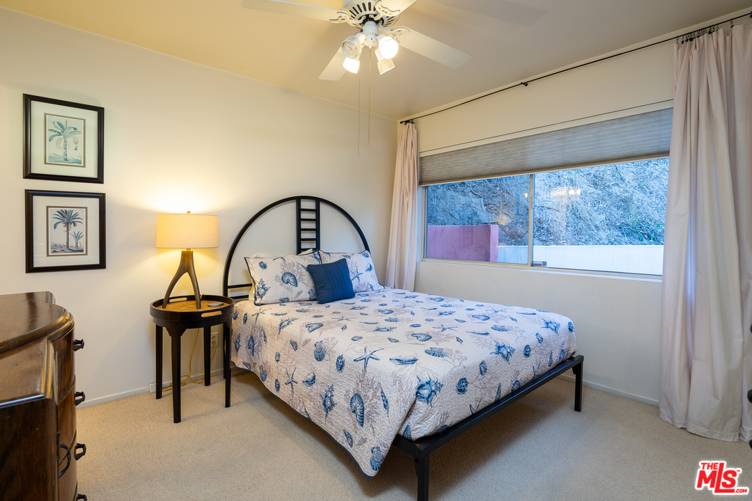 941 Cavanagh Road Glendale, CA 91207 - Photo 15 of 19