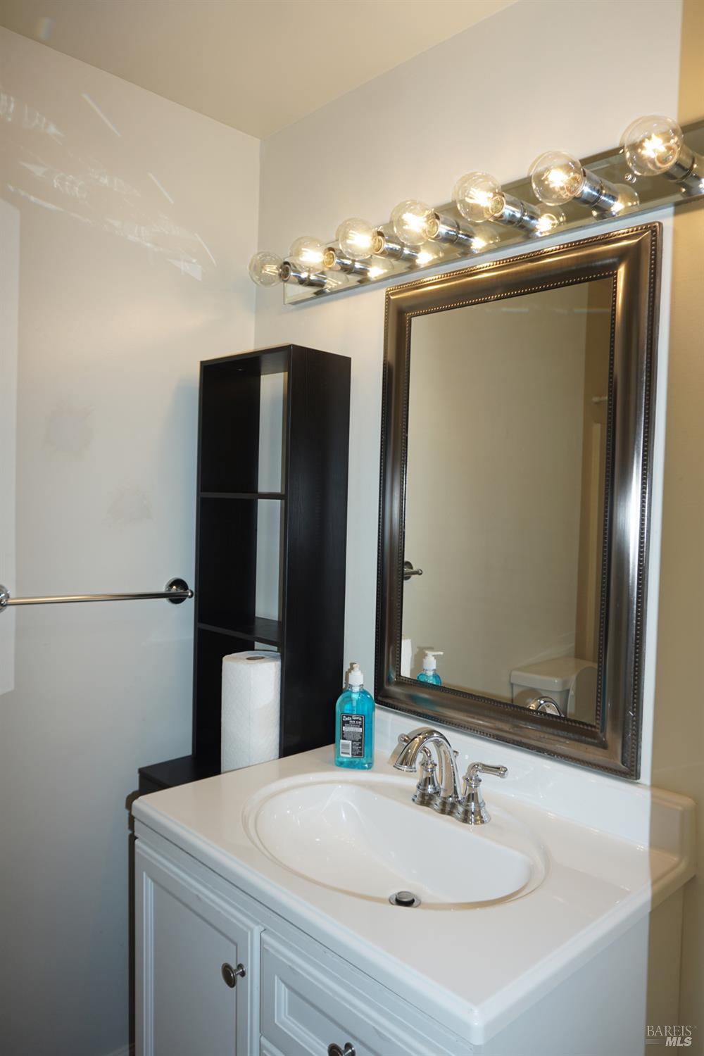 900 Southampton Road, Unit 149 Benicia, CA 94510 - Photo 6 of 18