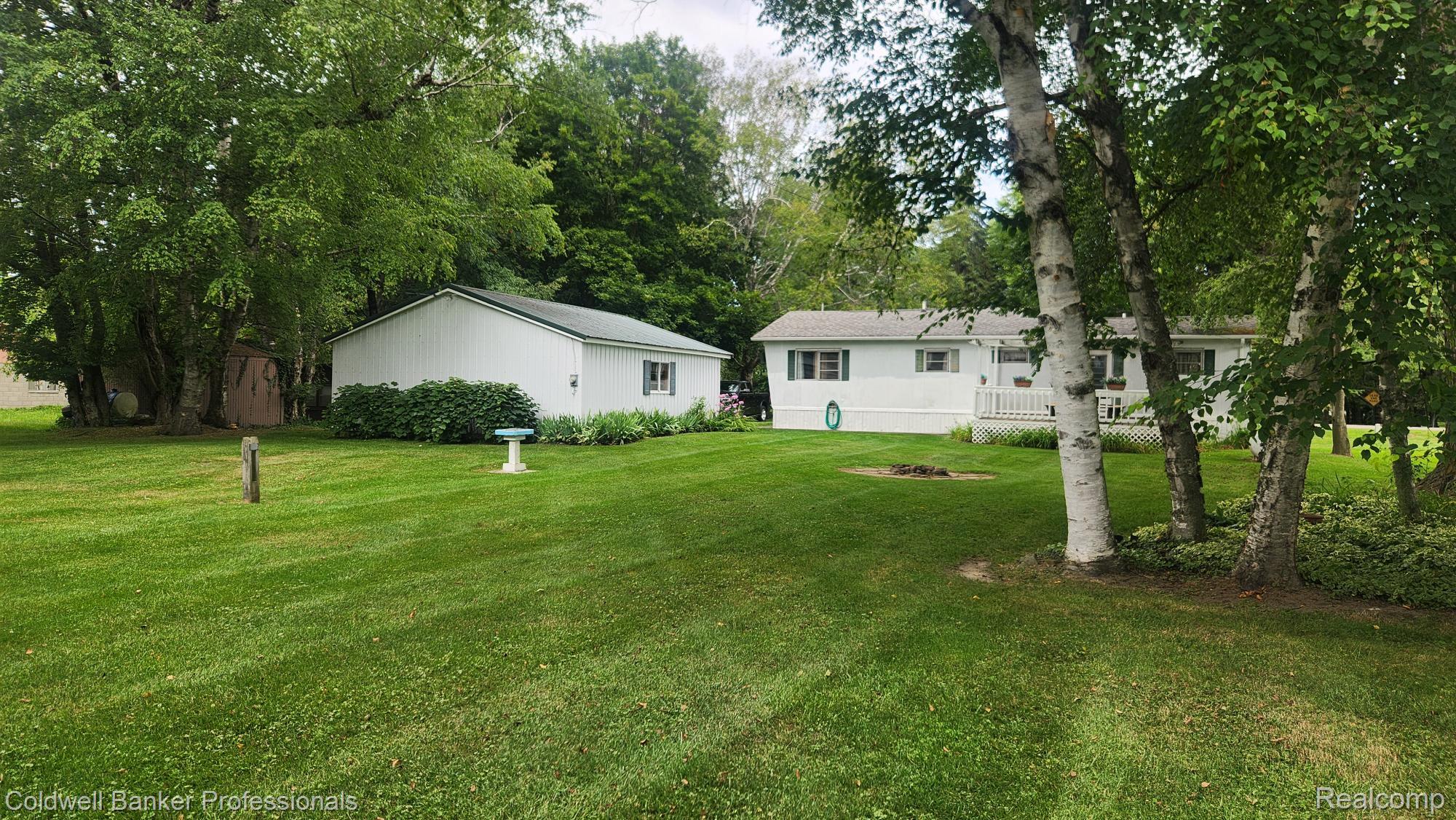 3300 Pointe Aux Barques Road Port Austin, MI 48467 - Photo 22 of 27 1000021274.jpg