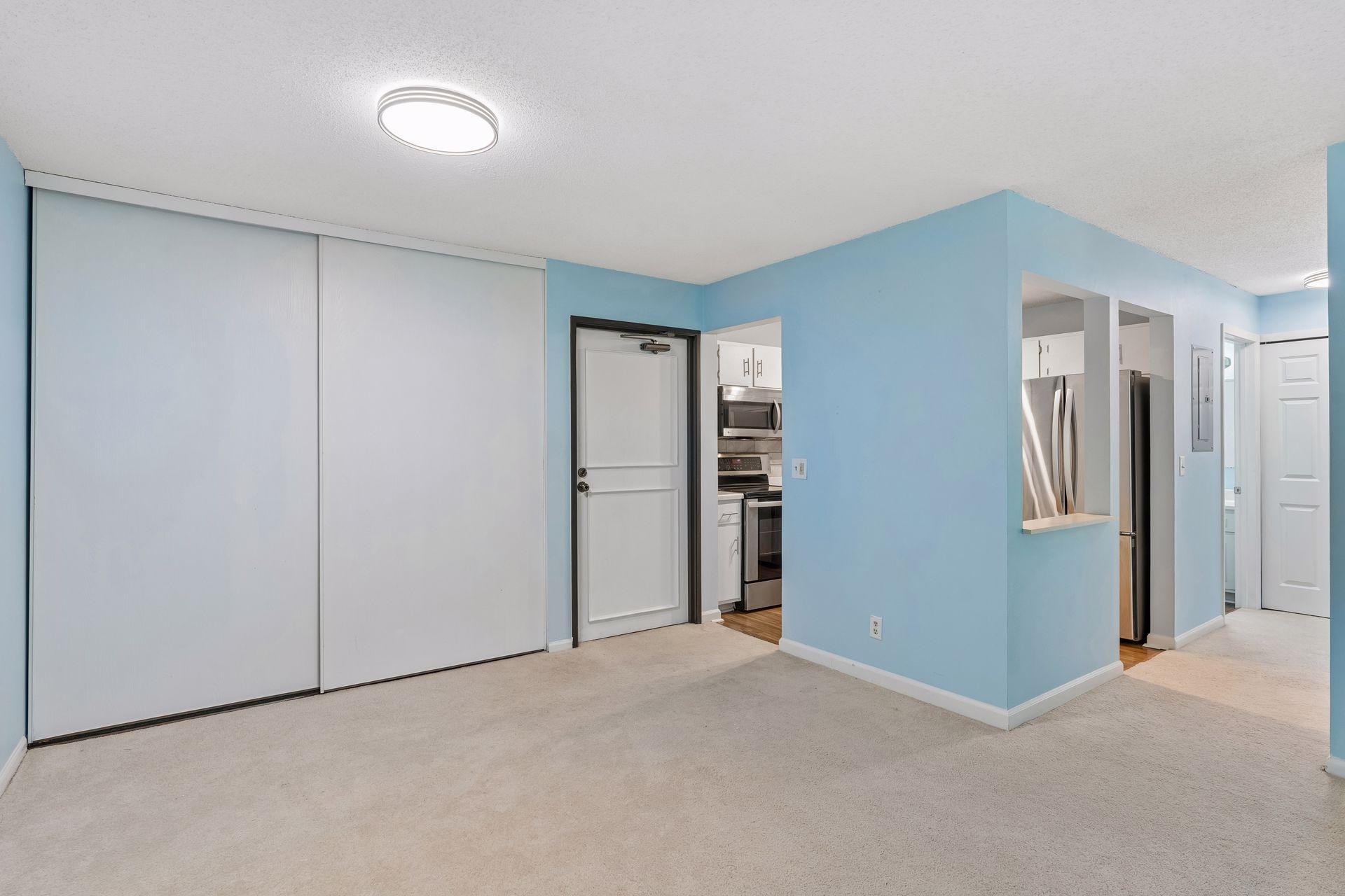 1887 Silver Bell Road, Unit 214 Eagan, MN 55122 - Photo 4 of 35