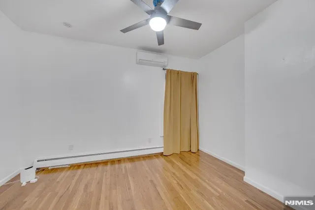 $3,600 | 13 2nd Avenue, Newark, NJ 07104