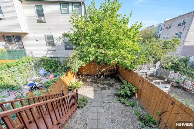 $3,600 | 13 2nd Avenue, Newark, NJ 07104