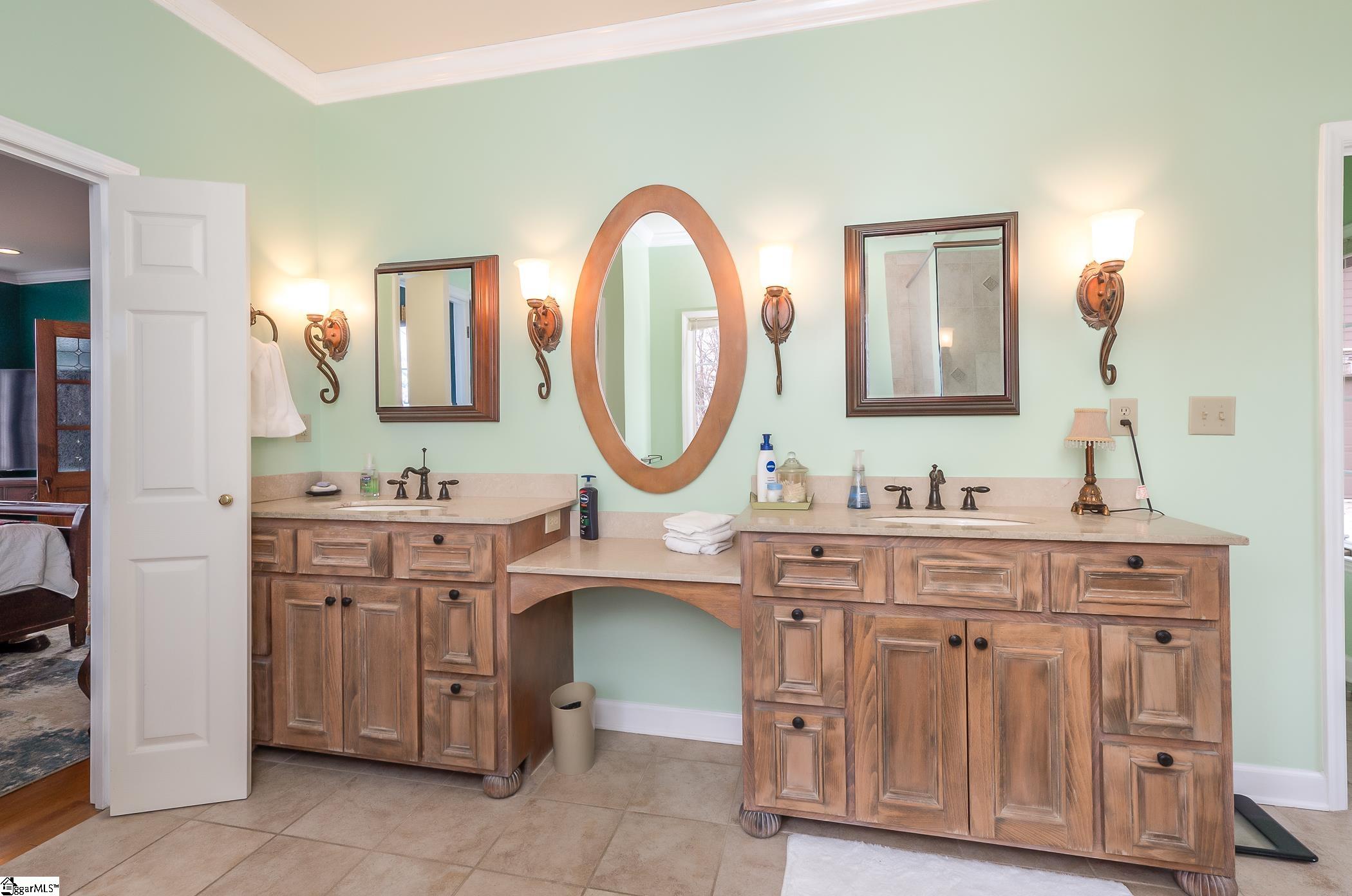 190 Raven Road Landrum, SC 29356 - Photo 23 of 38