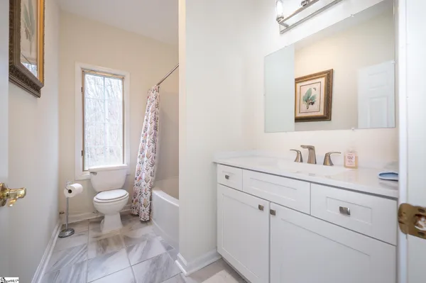 $988,000 | 190 Raven Road, Landrum, SC 29356