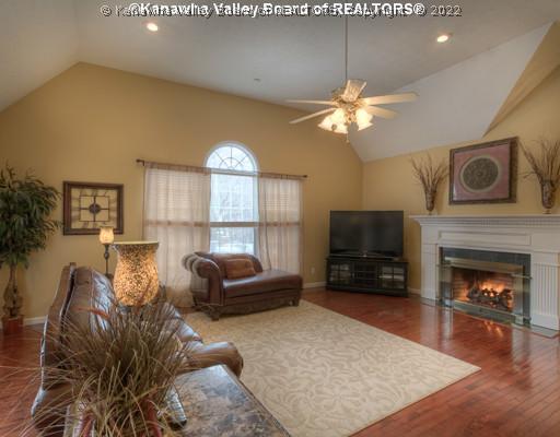 609 Ridgemont Road Hurricane, WV 25526 - Photo 8 of 16 Den/Family/Great Room. Spacious family room with gas logs