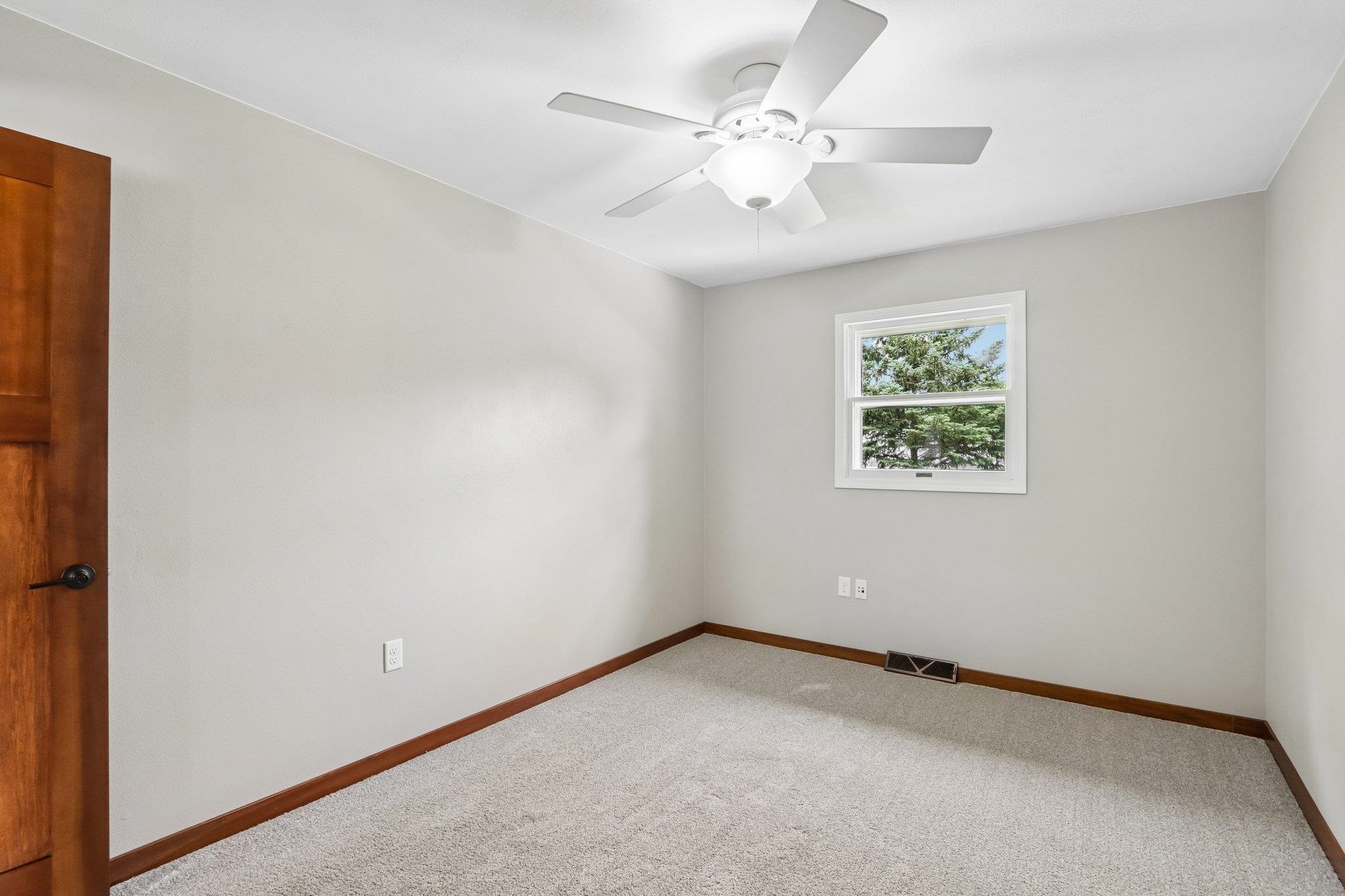 6 Green Ridge Court Madison, WI 53704 - Photo 24 of 50