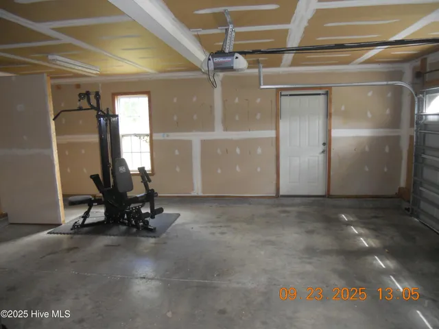 $2,000 | 105 Spring Leaf Lane, Jacksonville, NC 28540