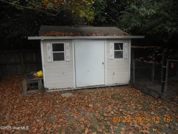 $1,875 | 105 Spring Leaf Lane, Jacksonville, NC 28540