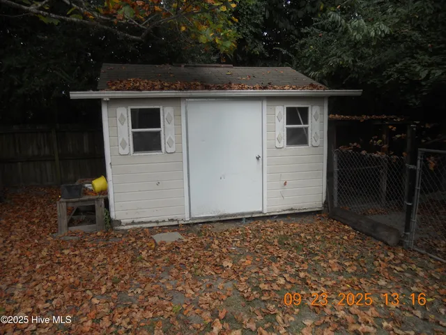 $2,000 | 105 Spring Leaf Lane, Jacksonville, NC 28540