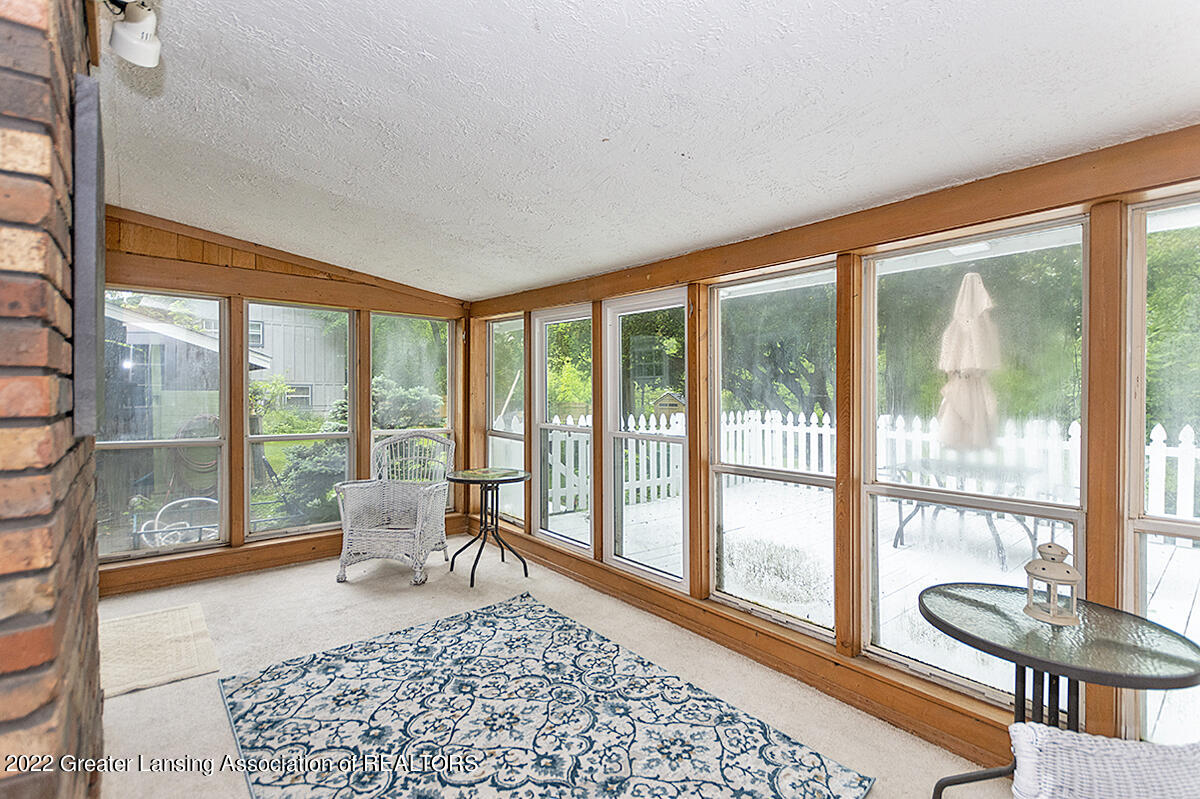 2217 Hamilton Road Okemos, MI 48864 - Photo 10 of 30 10