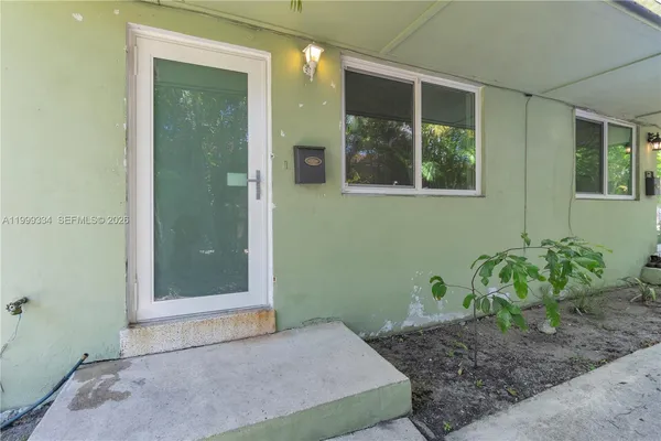 $2,200 | 1730 Northwest 55th Terrace, Unit 1730, Miami, FL 33142