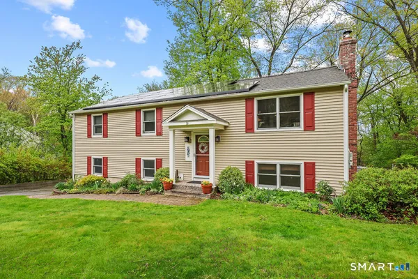 $465,000 | 36 Freedom Drive, Canton, CT 06019