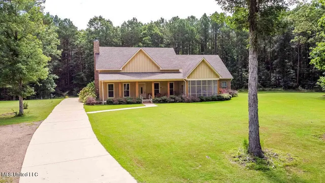 $817,000 | 4167 Highway 18, Brandon, MS 39042