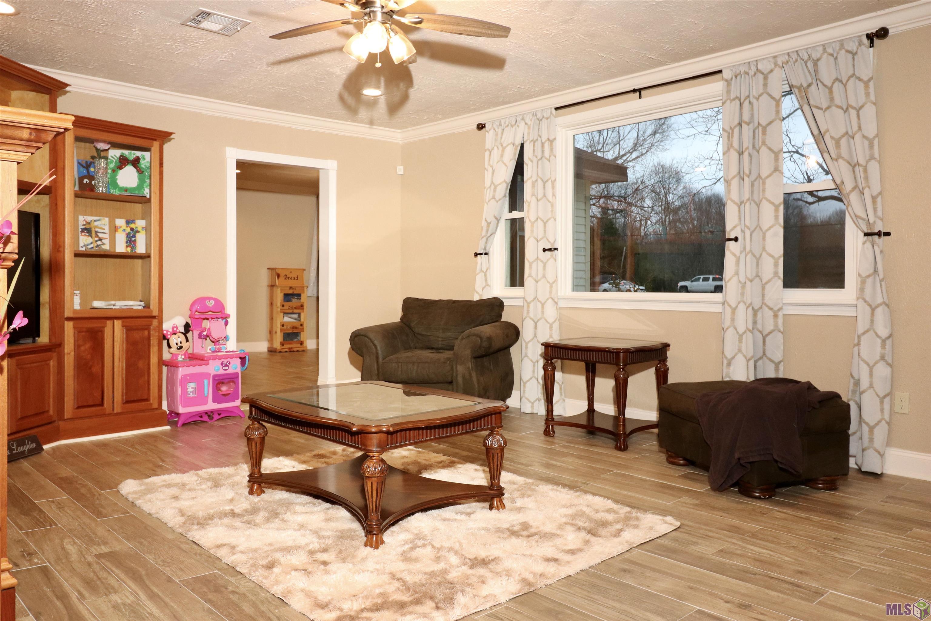 19775 Plank Road Zachary, LA 70791 - Photo 9 of 27 Gallery Image 9