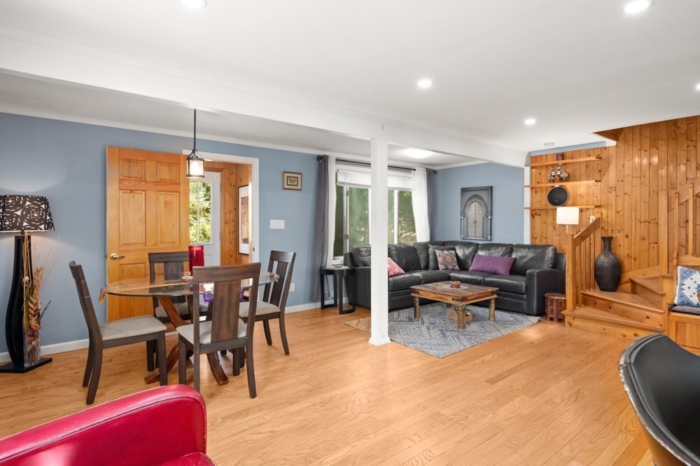 25 Ledge Street Melrose, MA 02176 - Photo 2 of 42