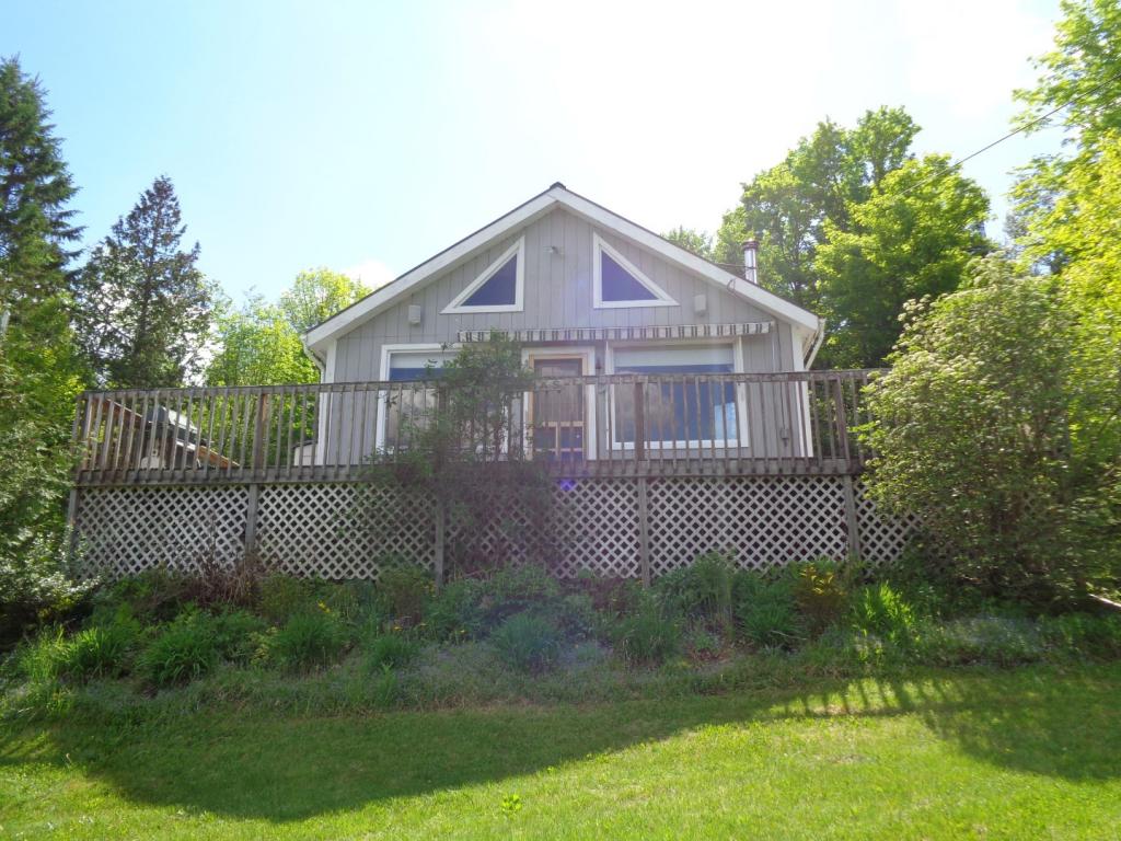 3484 Holland Pond Road Holland, VT 05830 - Photo 19 of 23 Gallery Image 19