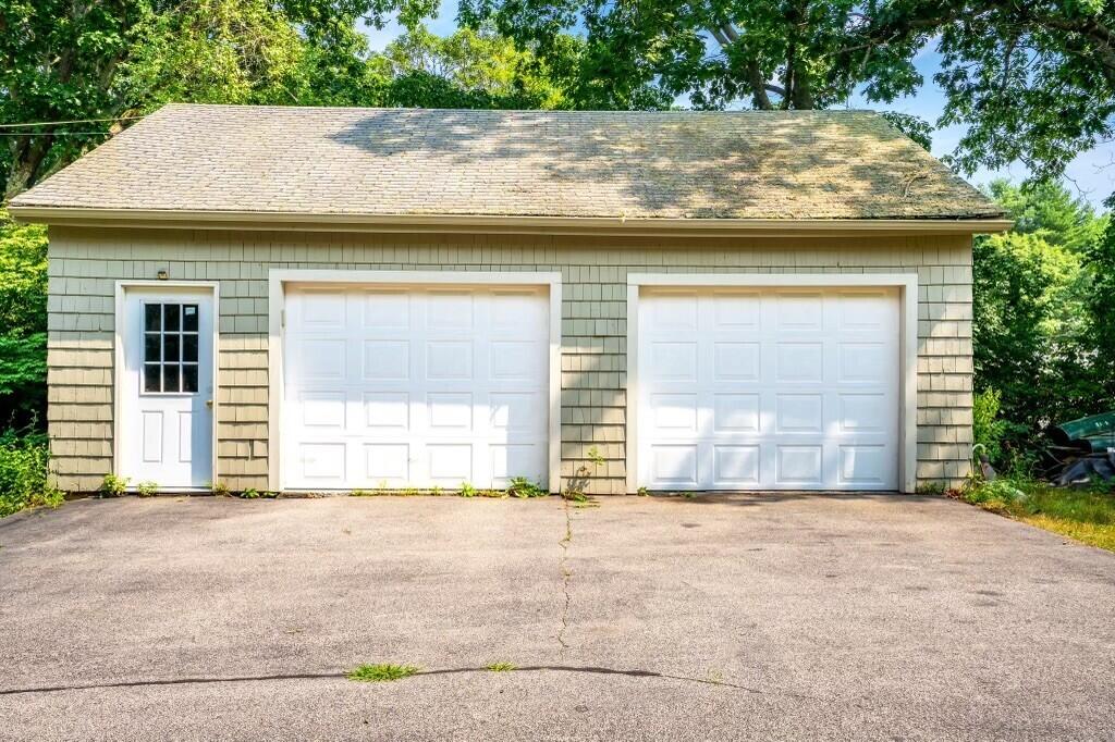 22 West Loop Road Biddeford, ME 04005 - Photo 38 of 52 Garage