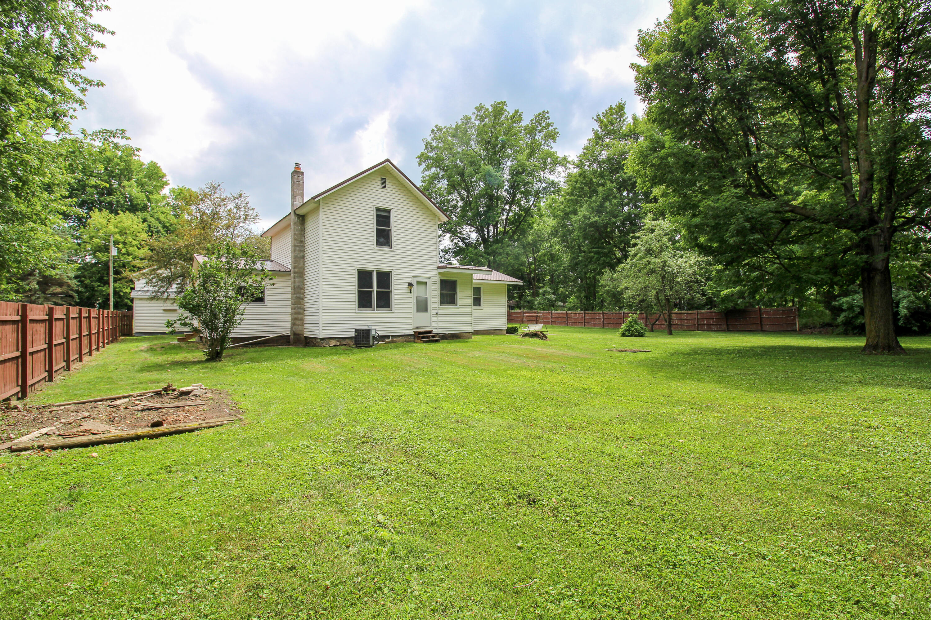 617 East Read Street Marcellus, MI 49067 - Photo 30 of 35 Read-22